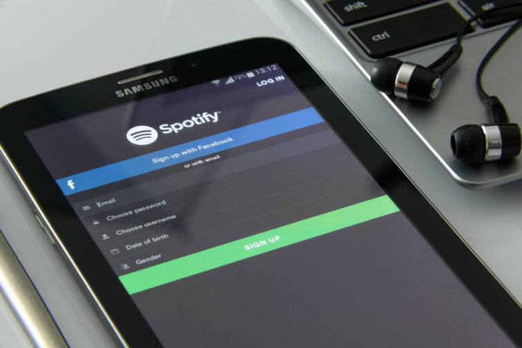 How Much Does Spotify Pay Per Stream in 2022